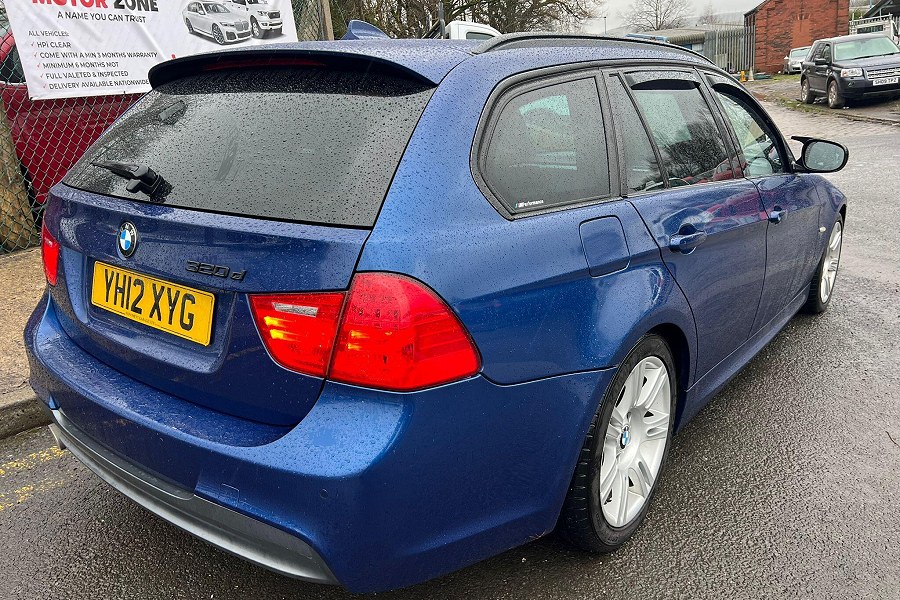 2012 BMW 3 Series photo 8