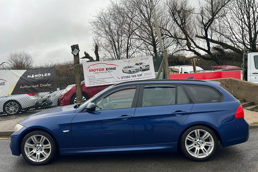 2012 BMW 3 Series photo 5