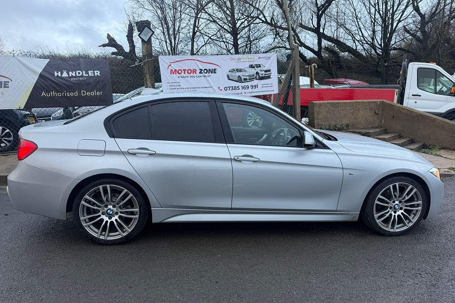 2013 BMW 3 Series photo 9
