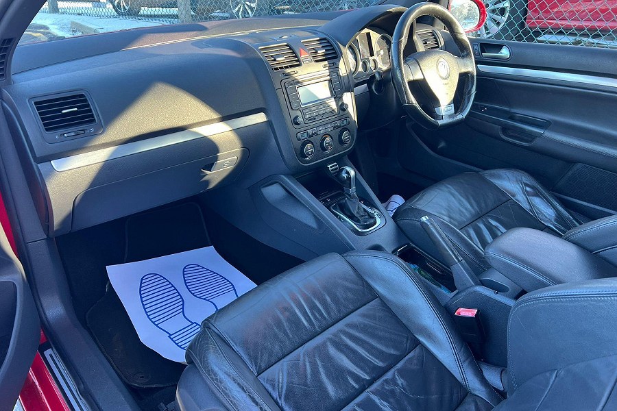 2007 Volkswagen Golf photo 11