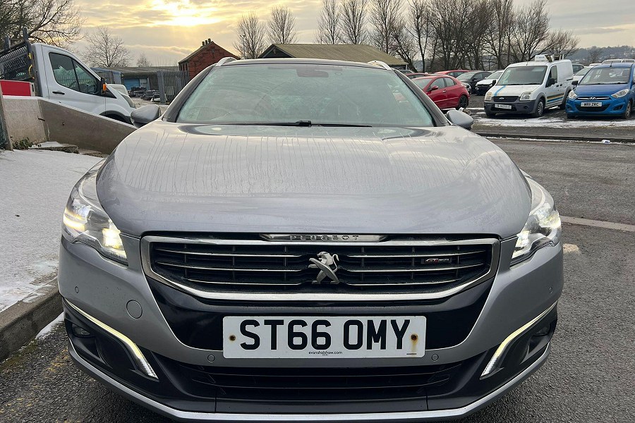 Peugeot 508 SW photo 2