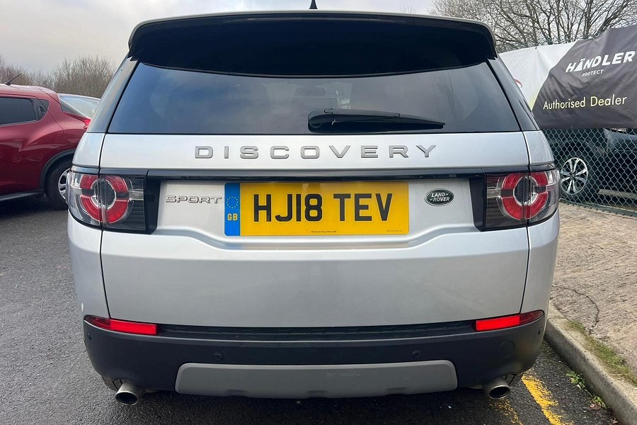 2018 Land Rover Discovery Sport photo 7
