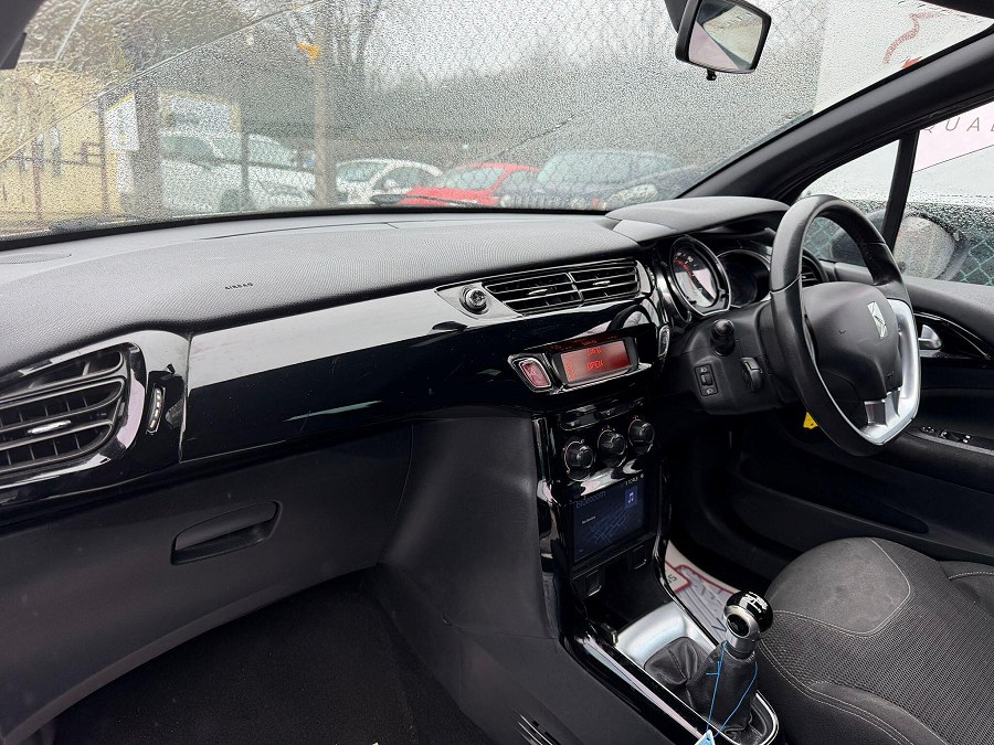 2013 Citroen DS3 photo 12