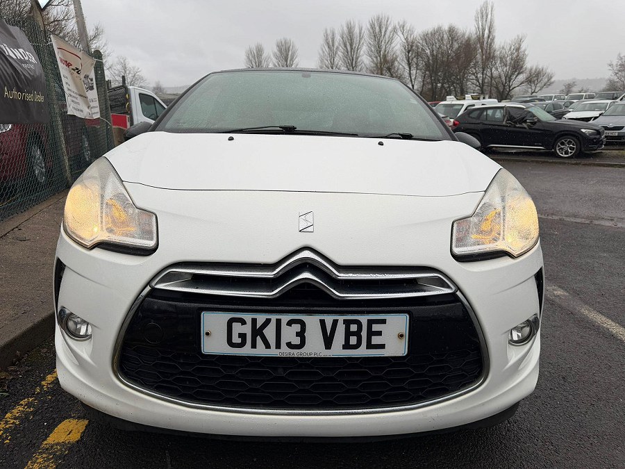 Citroen DS3 photo 2