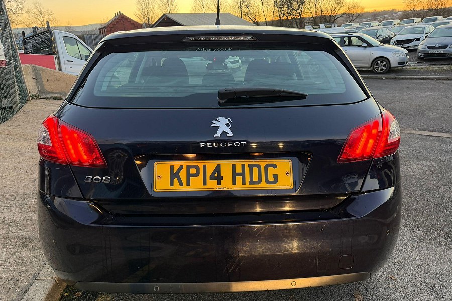 2014 Peugeot 308 photo 10