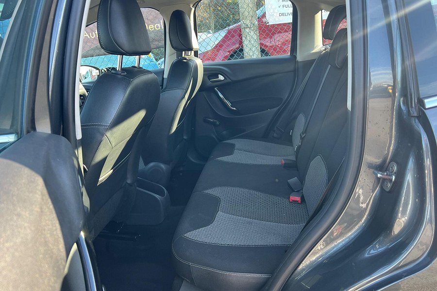 2014 Citroen C3 photo 11