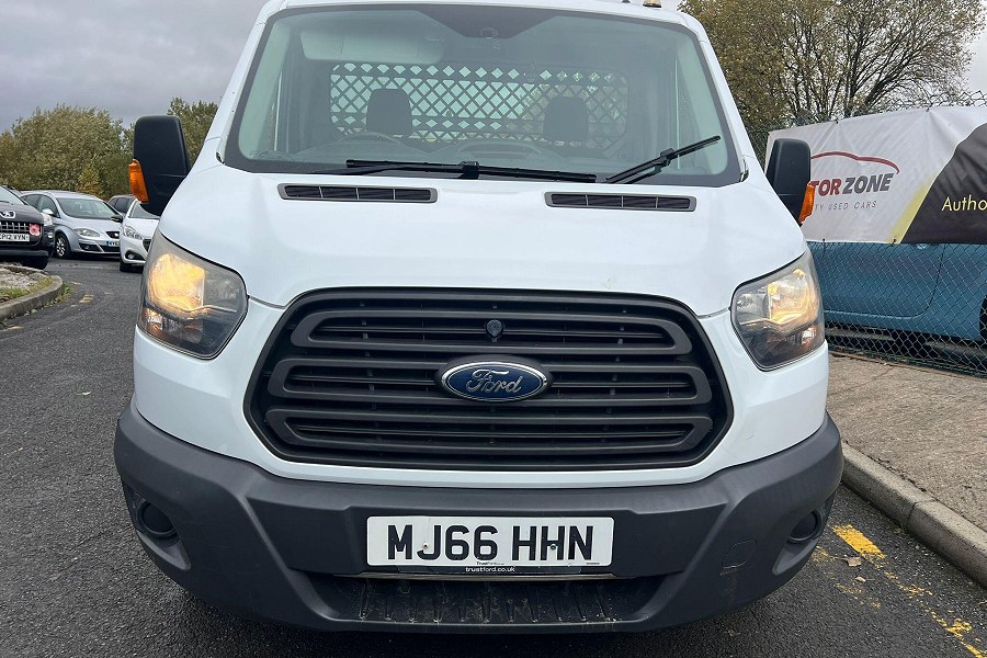 Ford Transit photo 2