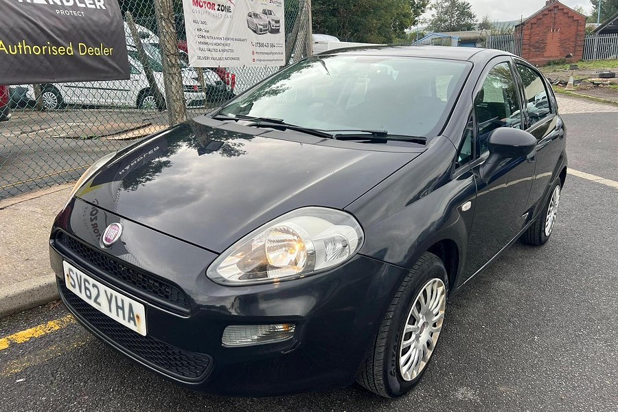 2012 Fiat Punto photo 3