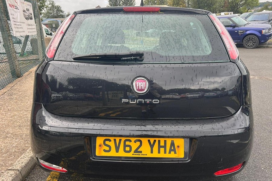 2012 Fiat Punto photo 9