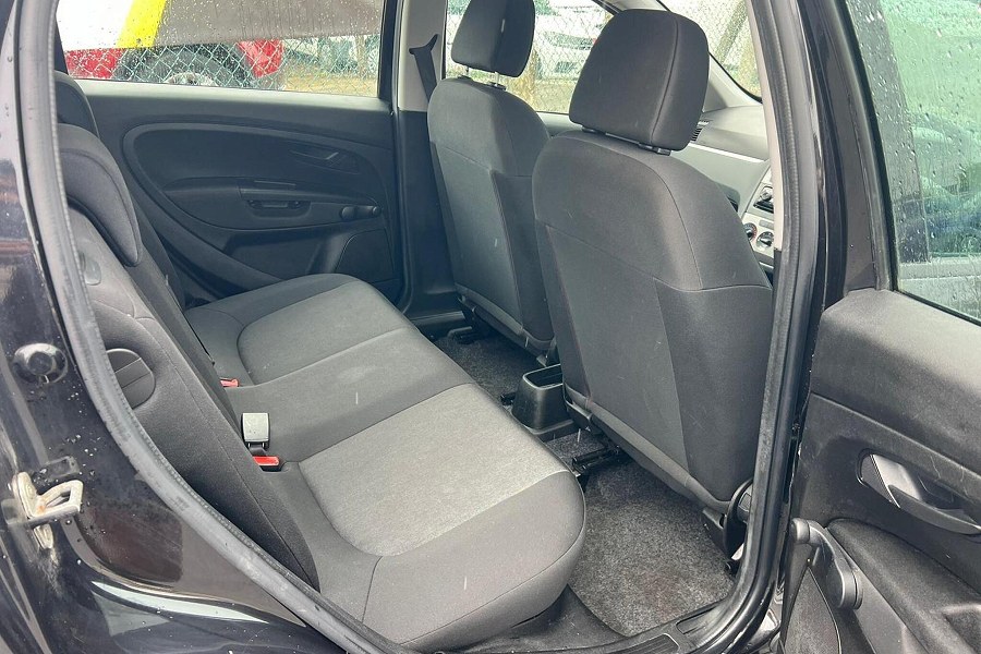2012 Fiat Punto photo 14