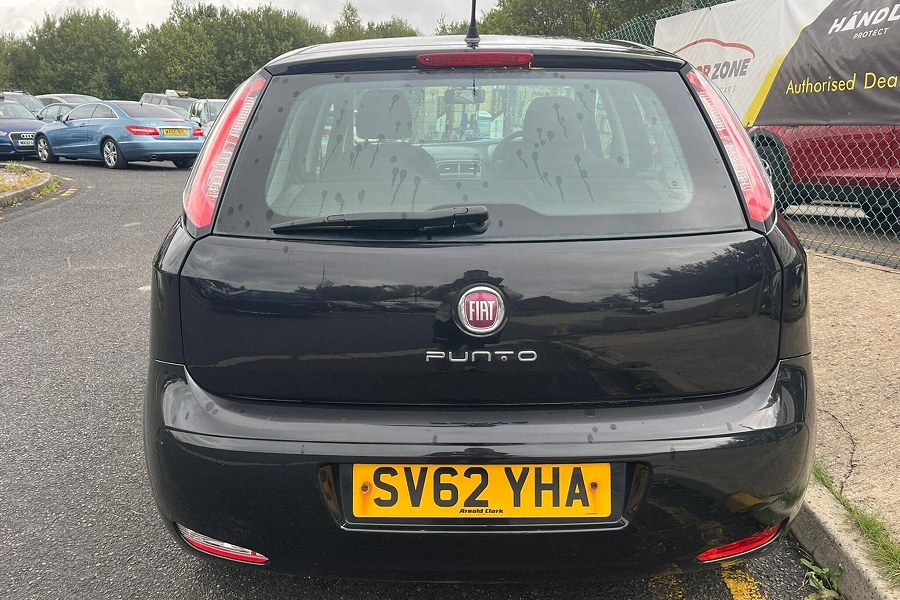 2012 Fiat Punto photo 8