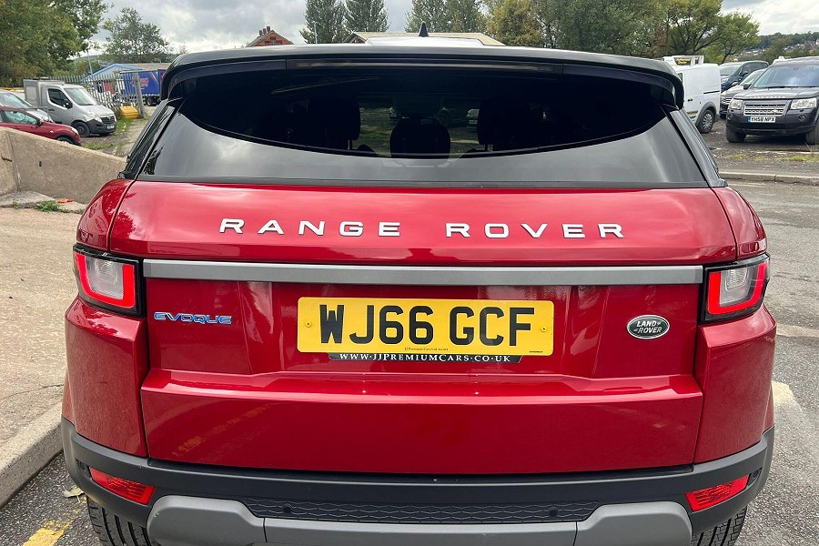 2016 Land Rover Range Rover Evoque photo 11