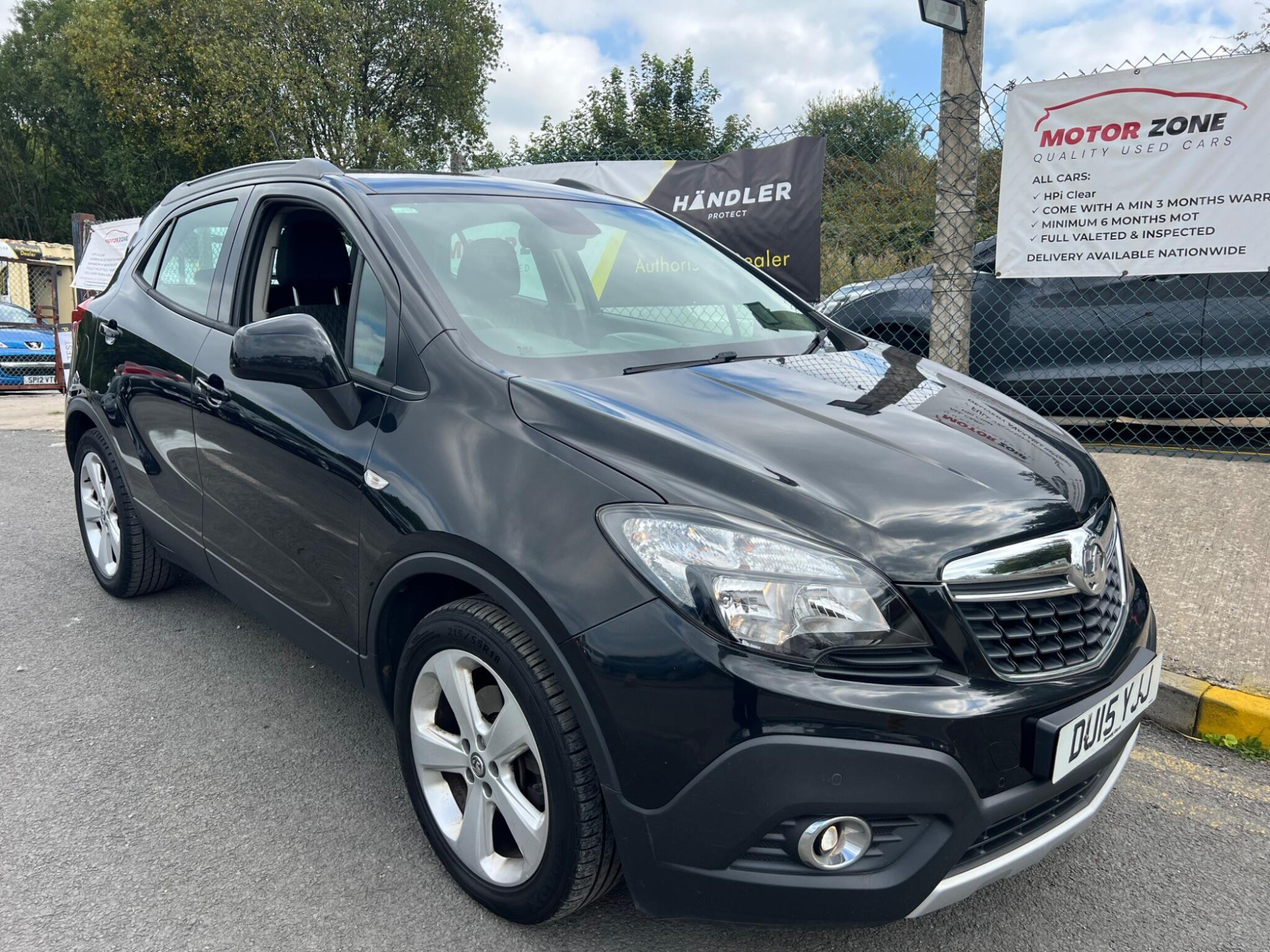 2015 Vauxhall Mokka 1.7 CDTi Exclusiv 4WD Euro 5 (s/s) 5dr for sale at Motor Zone Burnley