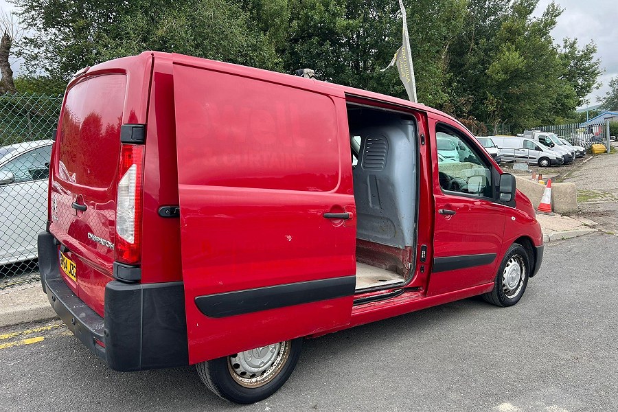 2015 Citroen Dispatch photo 12
