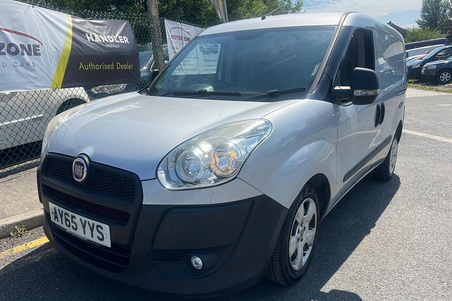 2015 Fiat Doblo photo 3