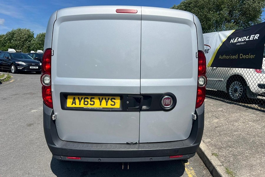 2015 Fiat Doblo photo 8