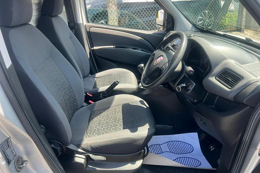 2015 Fiat Doblo photo 12