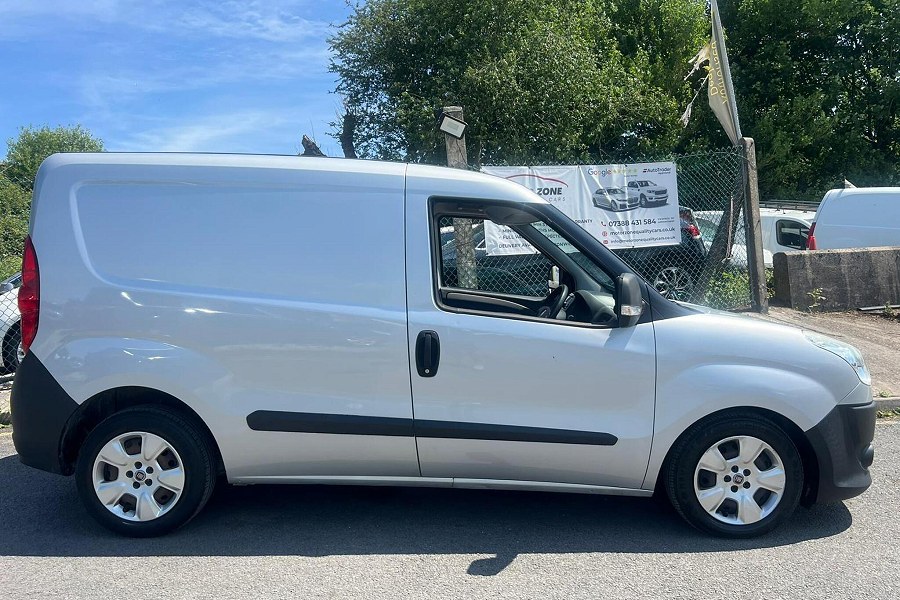 2015 Fiat Doblo photo 10