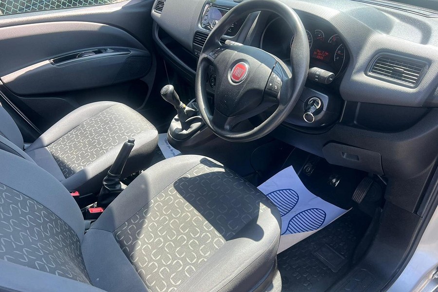 2015 Fiat Doblo photo 13