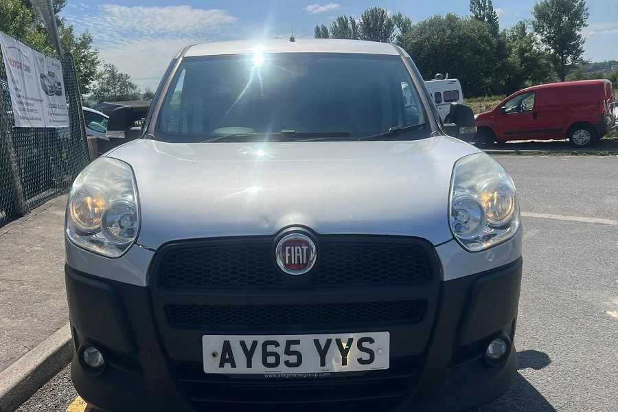 Fiat Doblo photo 2