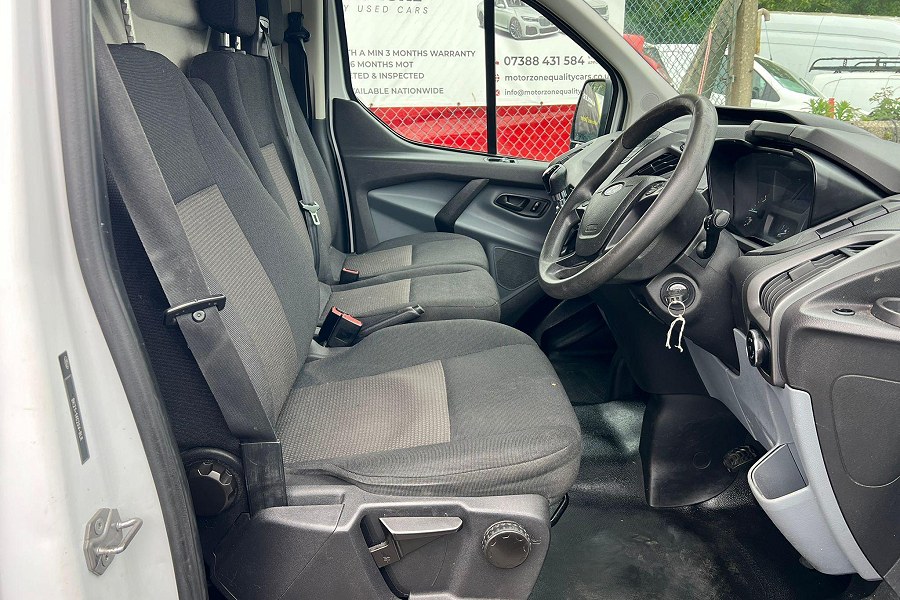 2015 Ford Transit Custom photo 10