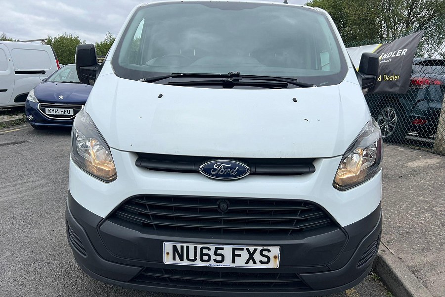 Ford Transit Custom photo 2