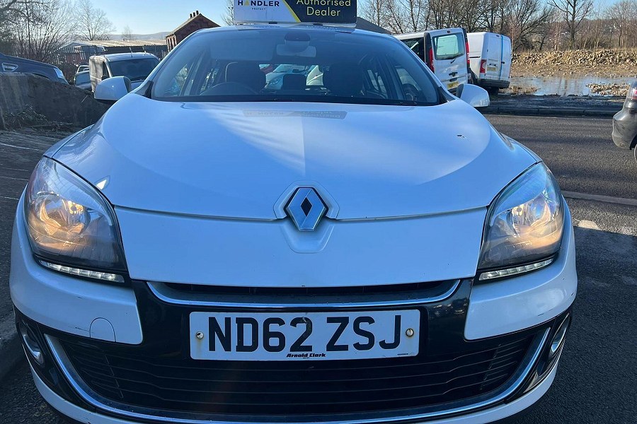 Renault Megane photo 2