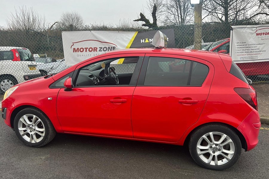 2011 Vauxhall Corsa photo 4
