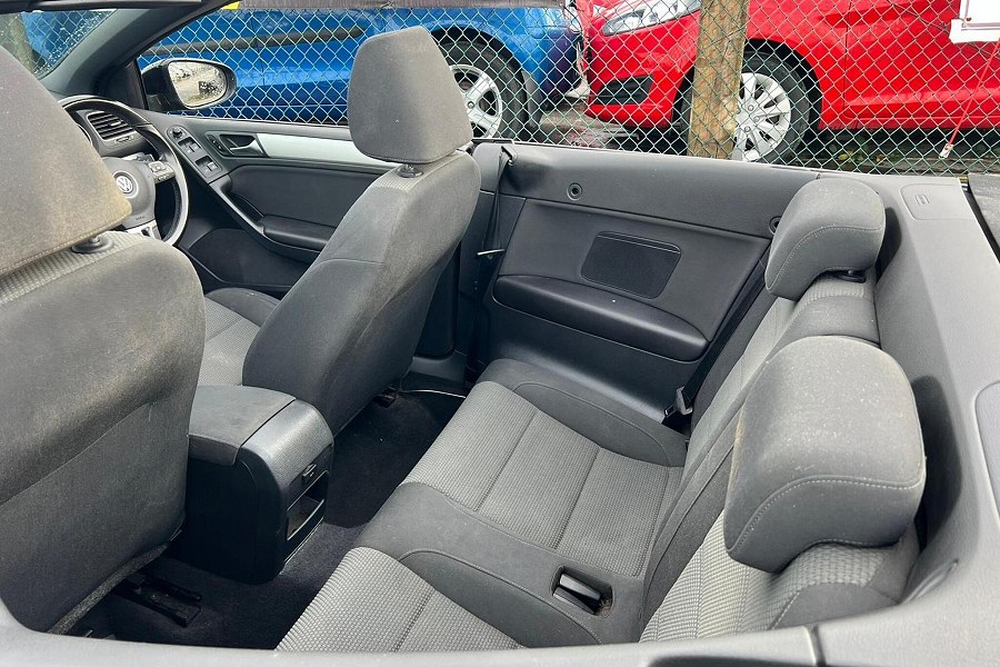 2012 Volkswagen Golf photo 12