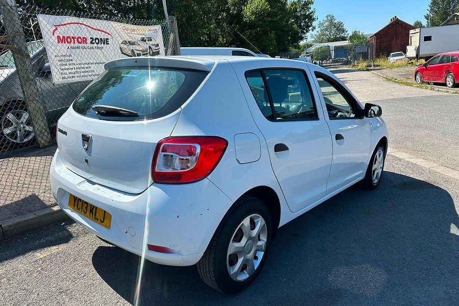 2013 Dacia Sandero photo 7