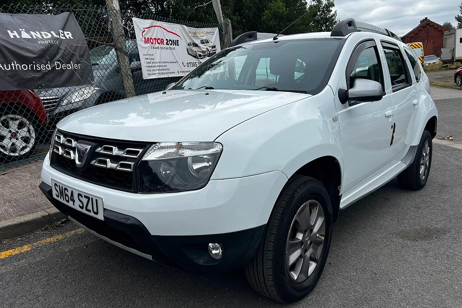 2015 Dacia Duster photo 3