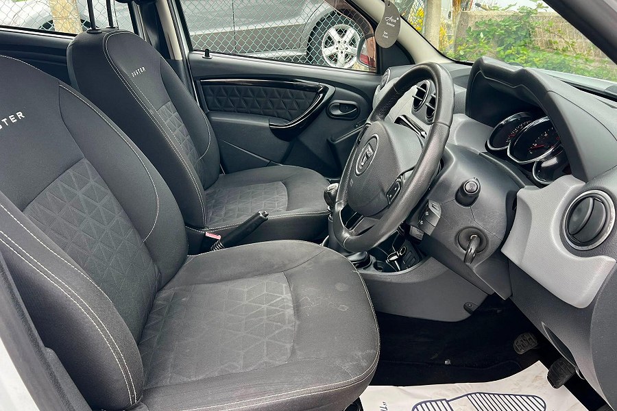 2015 Dacia Duster photo 13