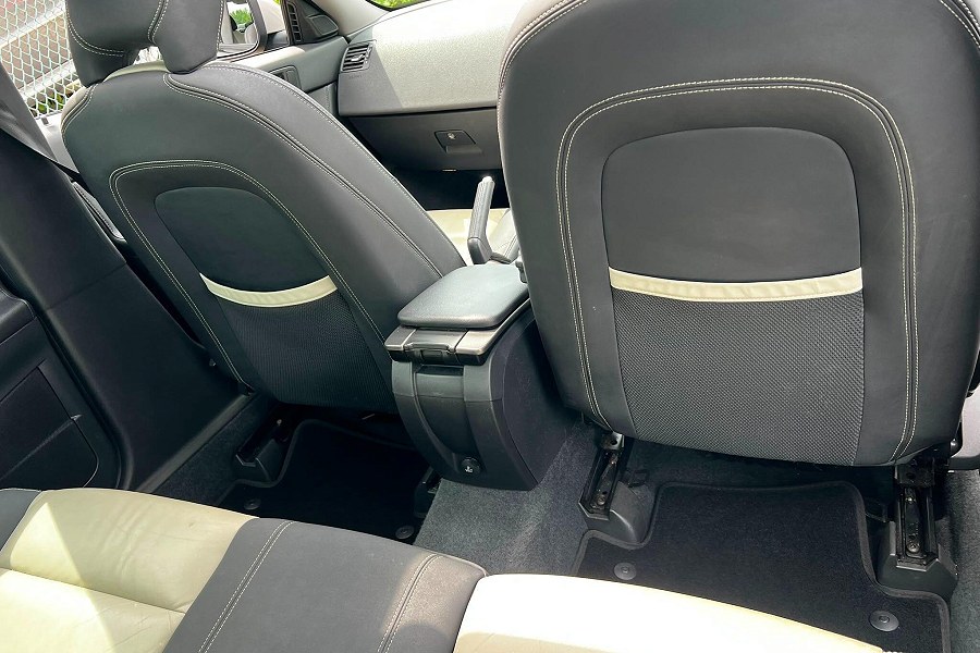 2011 Volvo S40 photo 13