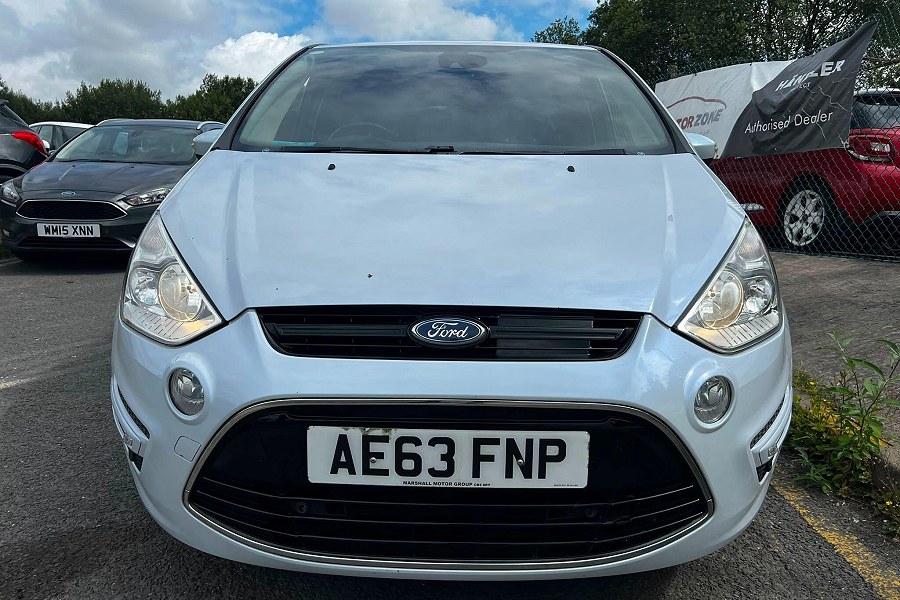 2013 Ford S-Max photo 9