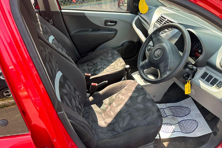 2010 Suzuki Alto photo 9