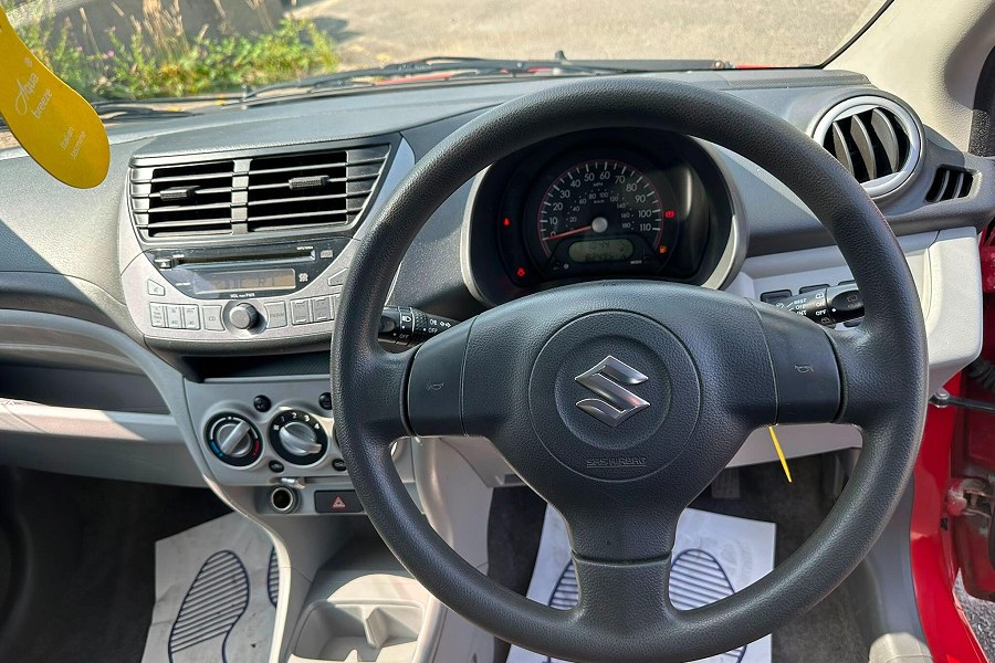 2010 Suzuki Alto photo 11