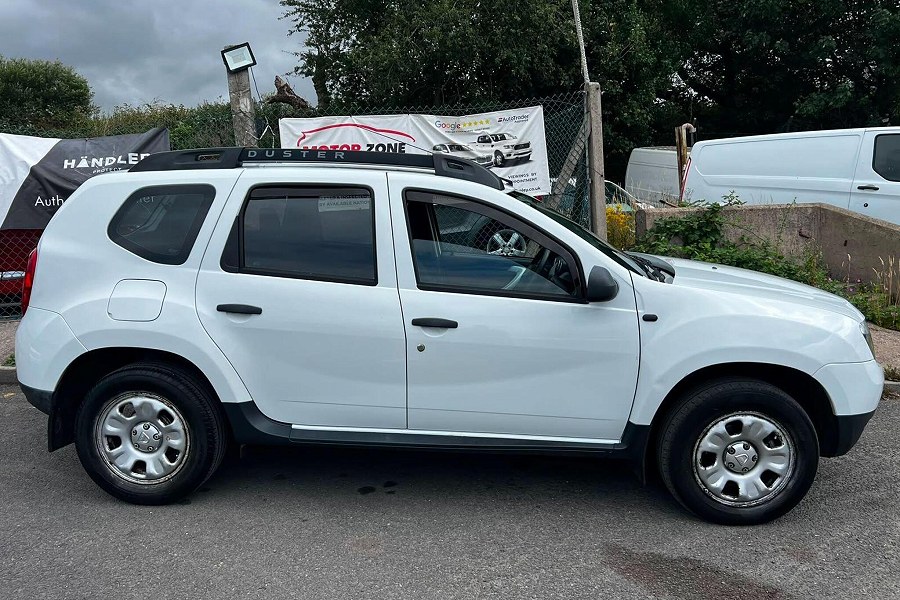 2016 Dacia Duster photo 4