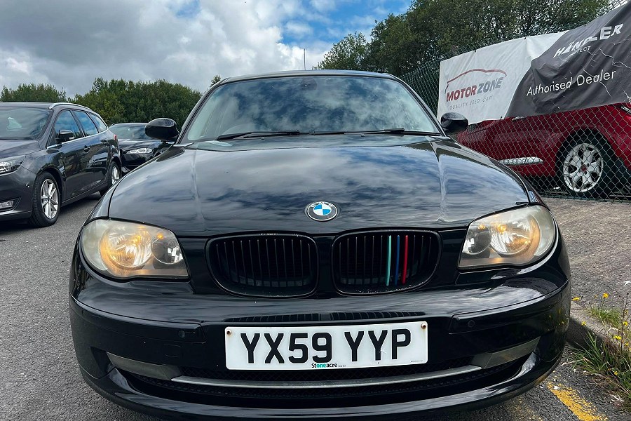 2009 BMW 1 Series photo 2
