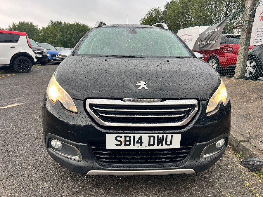 Peugeot 2008 photo 2