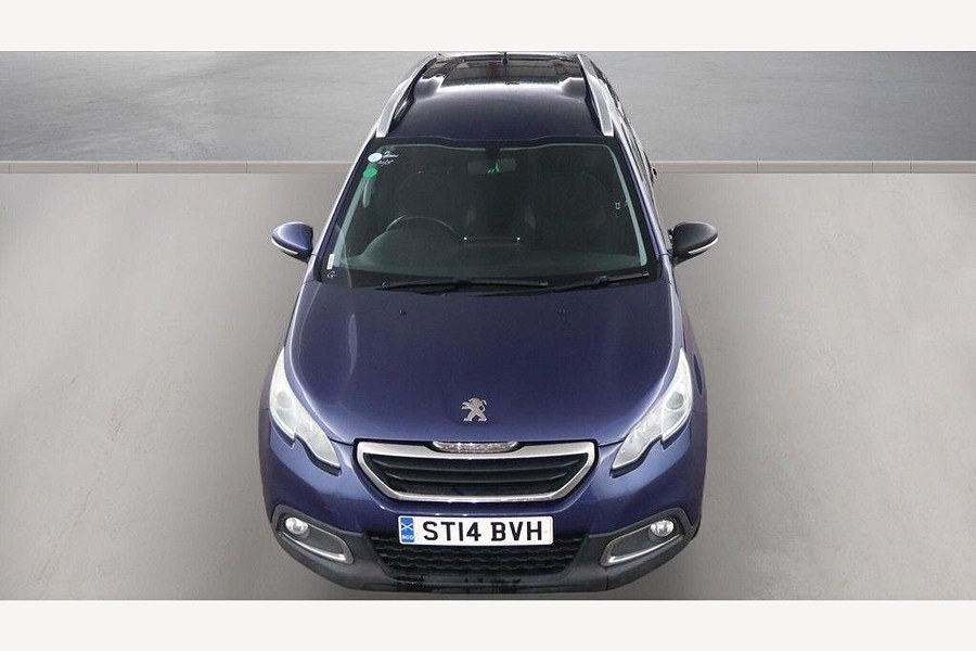 Peugeot 2008 photo 2