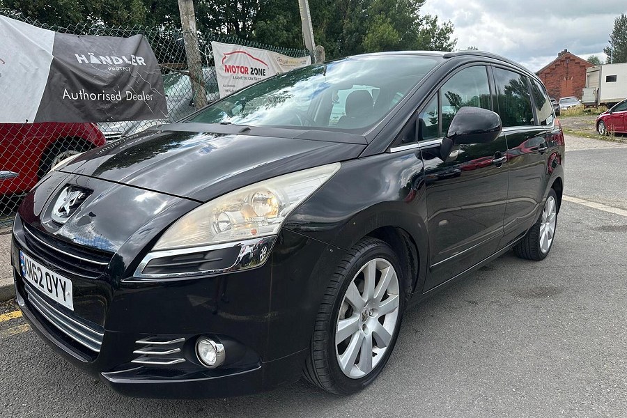 2012 Peugeot 5008 photo 3