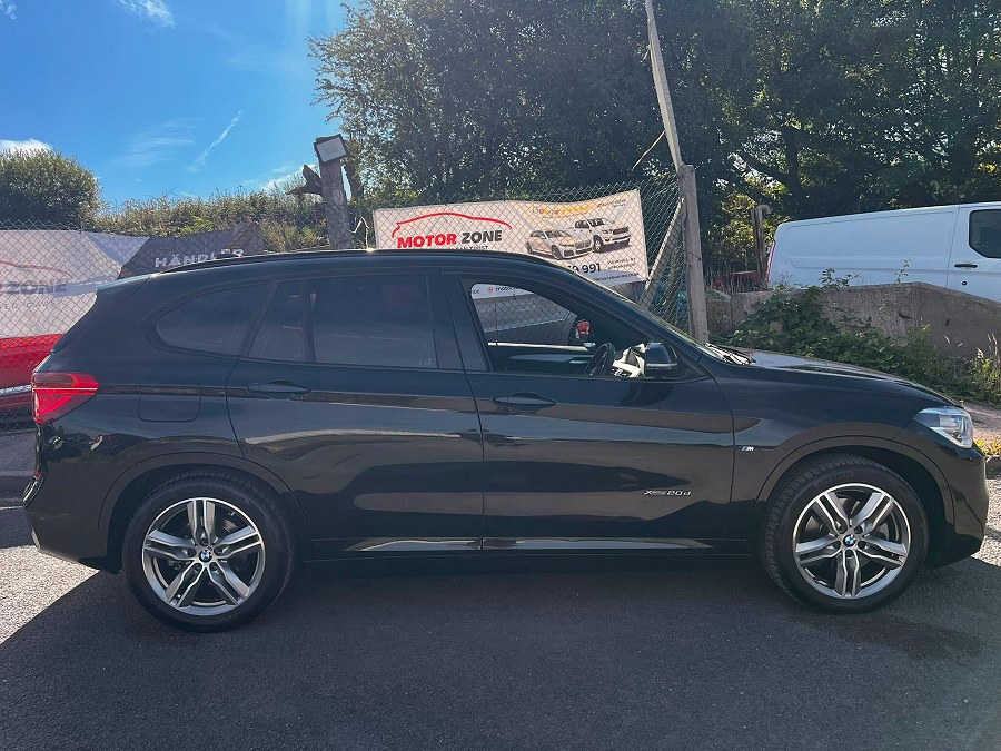 2016 BMW X1 photo 3