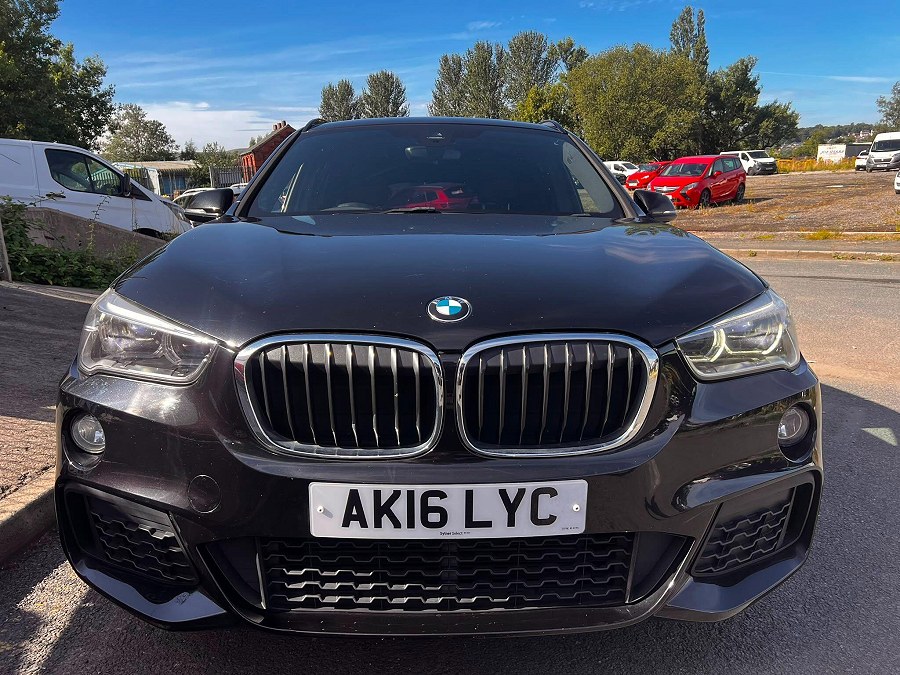 BMW X1 photo 2