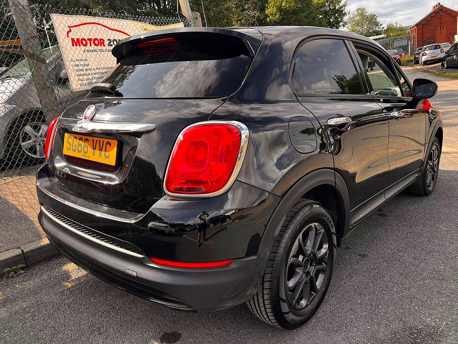 2016 Fiat 500X photo 8