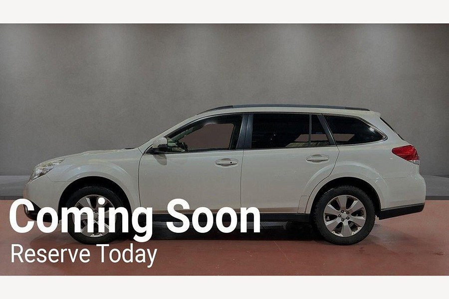 2013 Subaru Outback photo 4