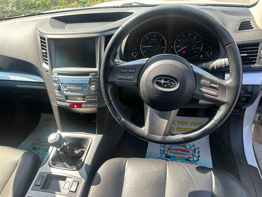 2013 Subaru Outback photo 11