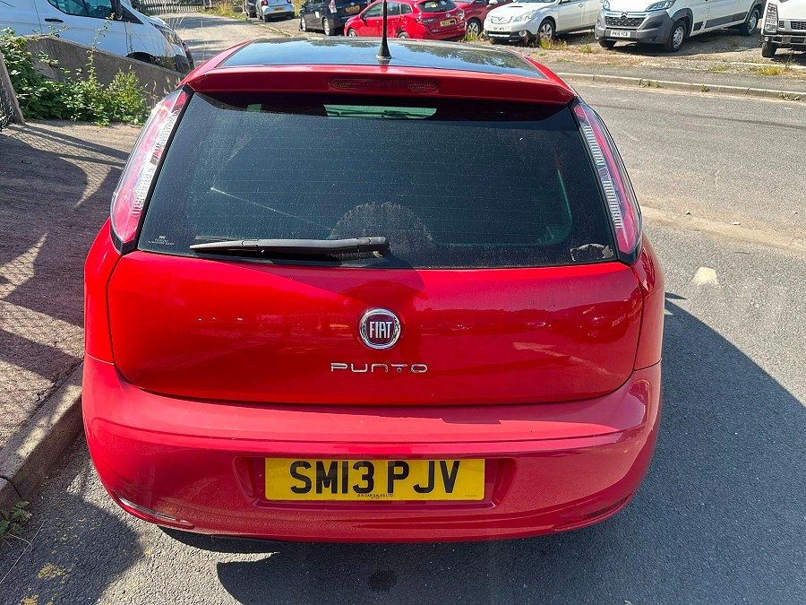 2013 Fiat Punto photo 7