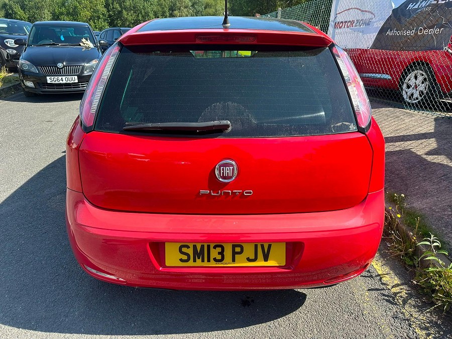 2013 Fiat Punto photo 10