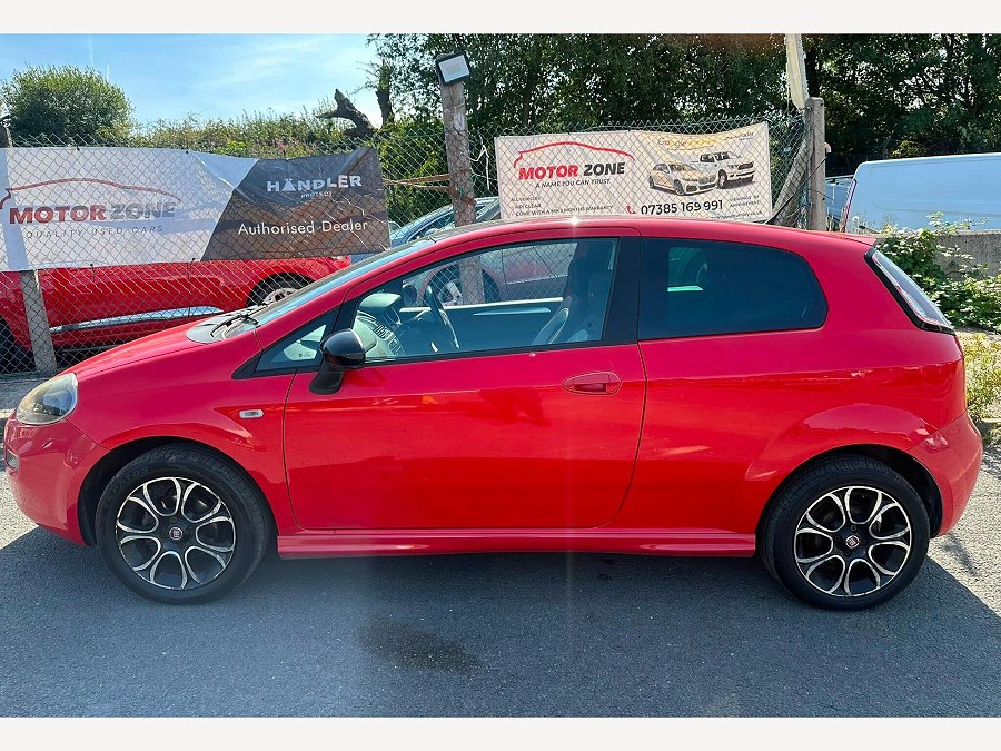 2013 Fiat Punto photo 5