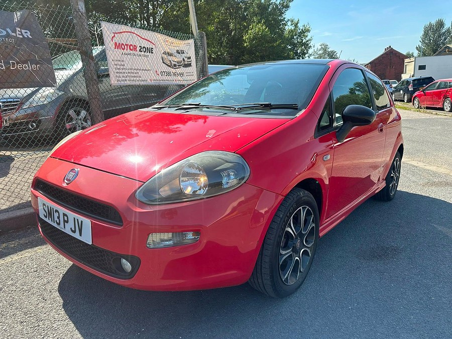 2013 Fiat Punto photo 3